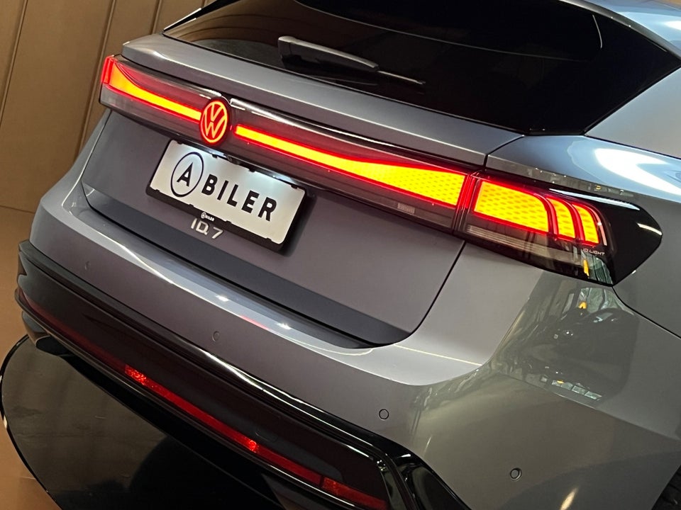 VW ID.7 86 Style S Tourer 5d