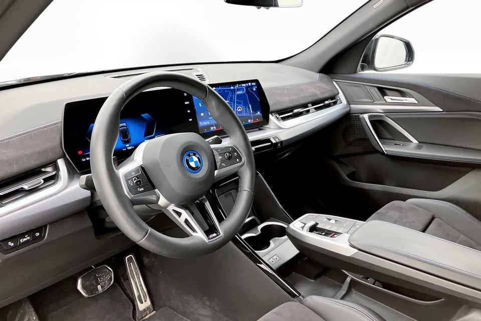 BMW iX2 eDrive20 M-Sport 5d