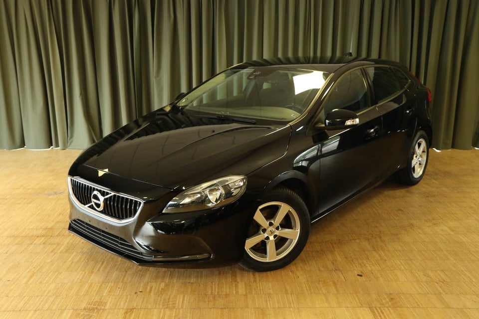 Volvo V40 2,0 D2 120 Kinetic 5d