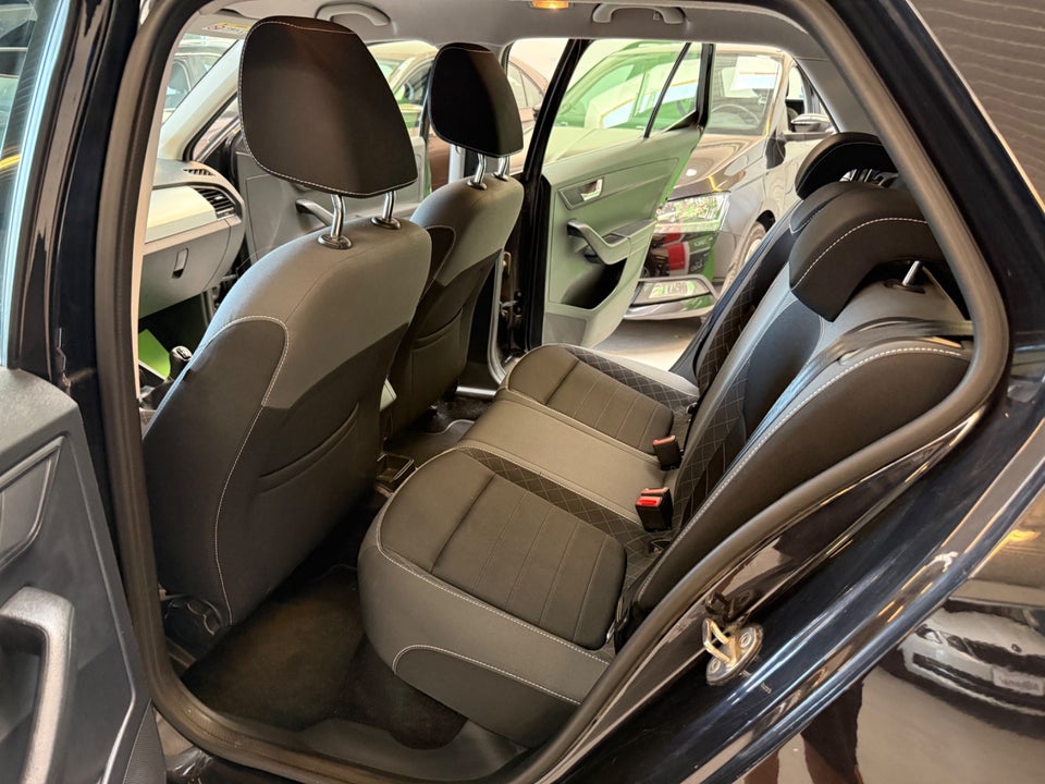 Skoda Fabia 1,0 MPi 60 Ambition 5d