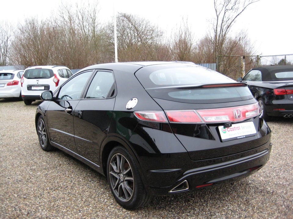 Honda Civic 1,8 Sport 5d