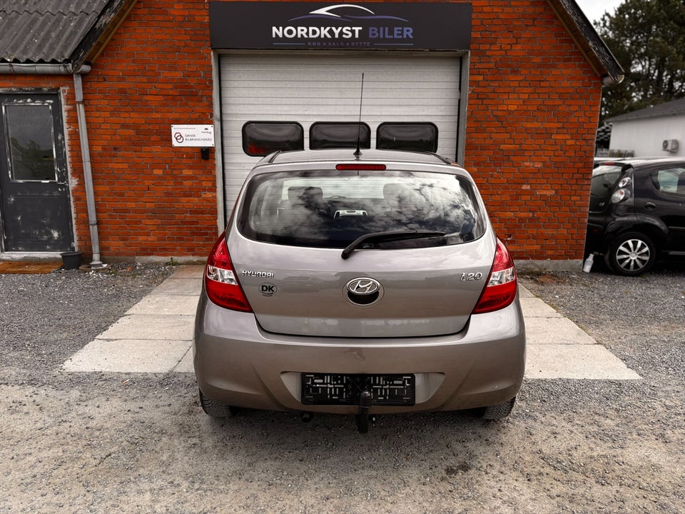 Hyundai i20 1,25 Classic 5d