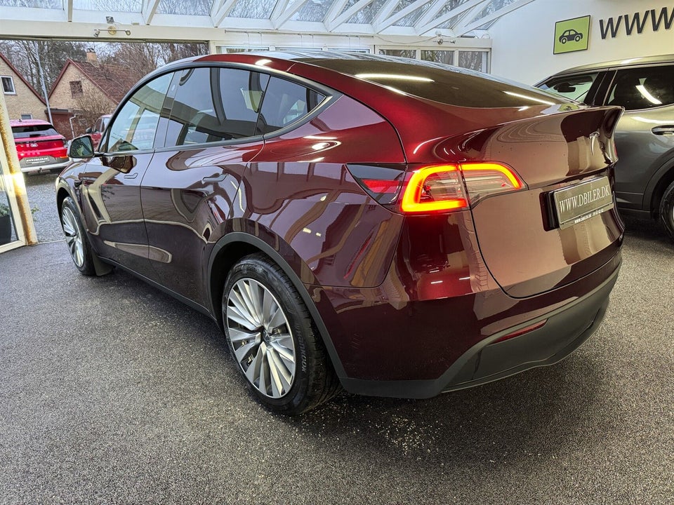 Tesla Model Y RWD 5d