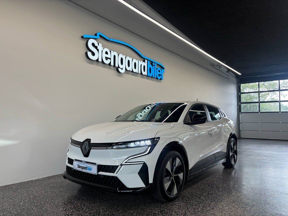 Renault Megane E-Tech 40 Equilibre 5d