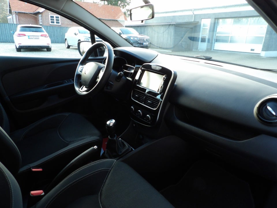 Renault Clio IV 0,9 TCe 90 Zen Sport Tourer 5d