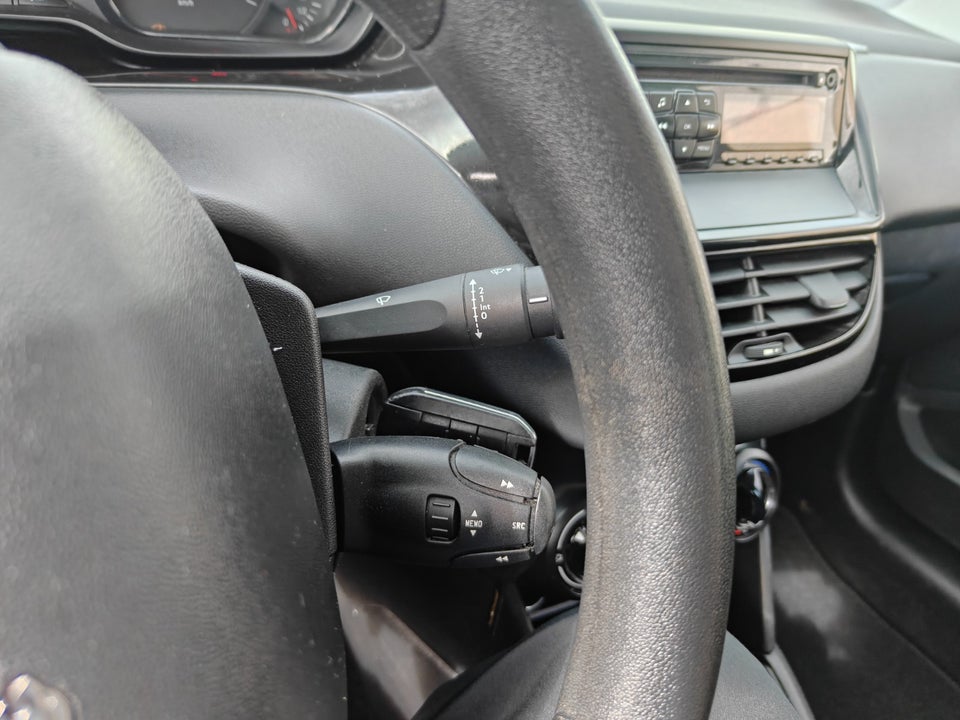 Peugeot 208 1,0 VTi Access Air 5d