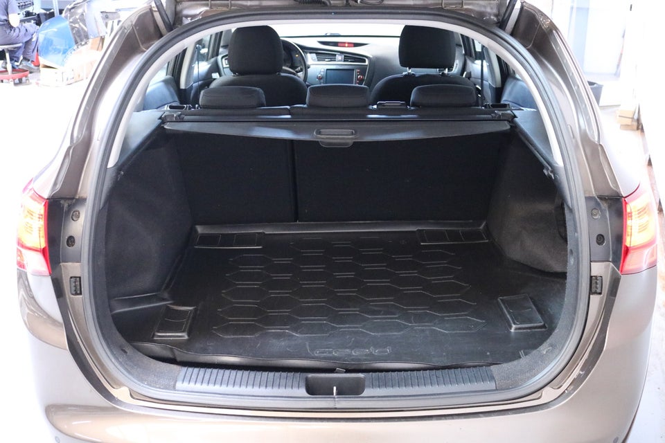 Kia Ceed 1,4 CVVT Style+ Clim Limited SW 5d