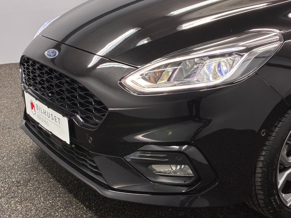 Ford Fiesta 1,0 EcoBoost mHEV ST-Line X 5d