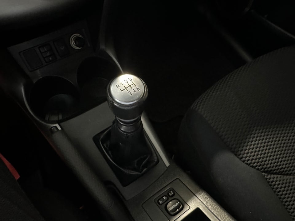 Toyota RAV4 2,2 D-4D 136 4x4 Van 5d