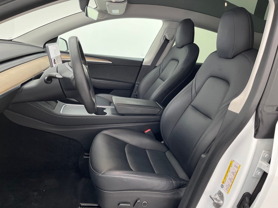 Tesla Model Y Long Range AWD 5d