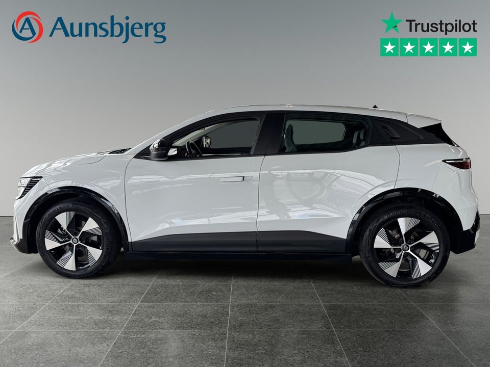 Renault Megane E-Tech 40 Equilibre 5d
