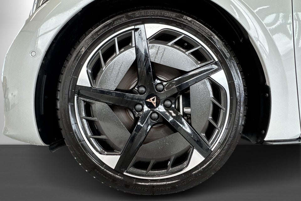 Cupra Born 77 Pasión 5d