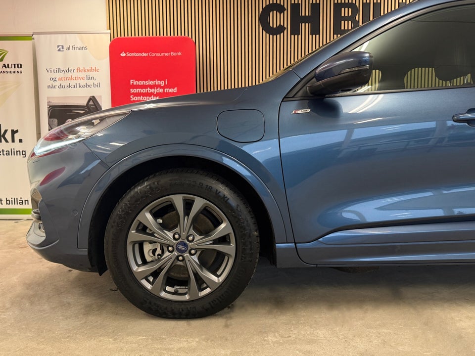 Ford Kuga 2,5 PHEV ST-Line X CVT 5d