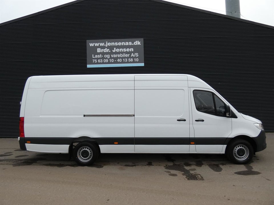 Mercedes Sprinter 317 2,0 CDi A4 Kassevogn aut. RWD