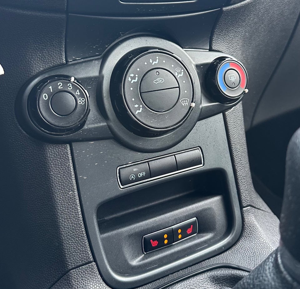 Ford Fiesta 1,0 65 Titanium 5d