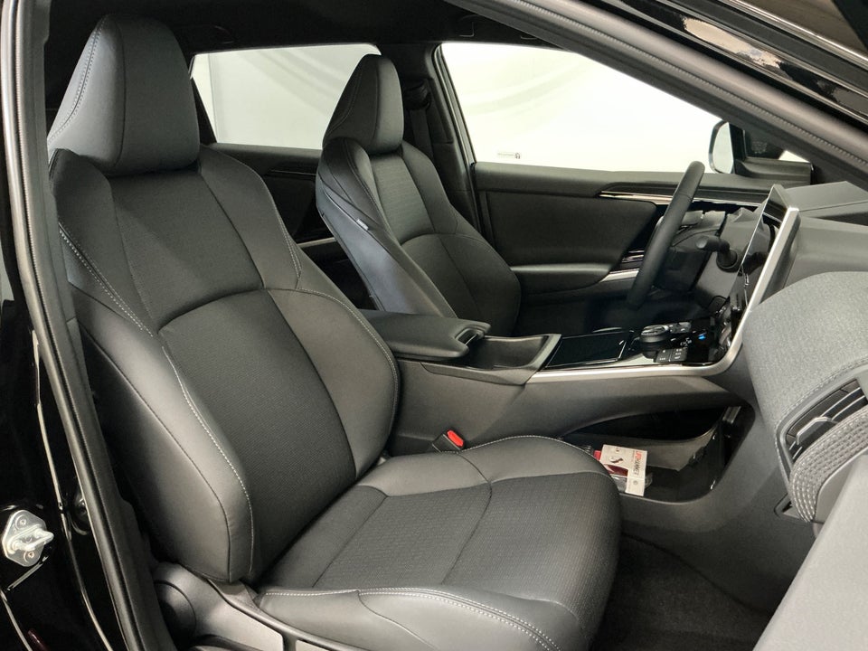 Toyota bZ4X Executive 5d