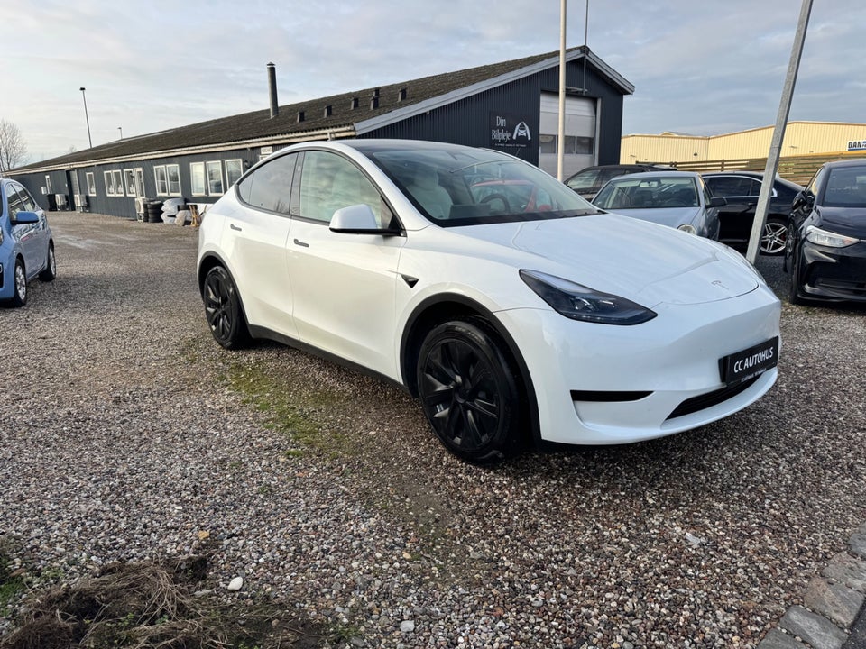 Tesla Model Y RWD 5d