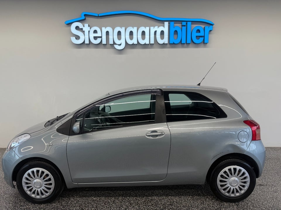 Toyota Yaris 1,3 Luna M/M 3d