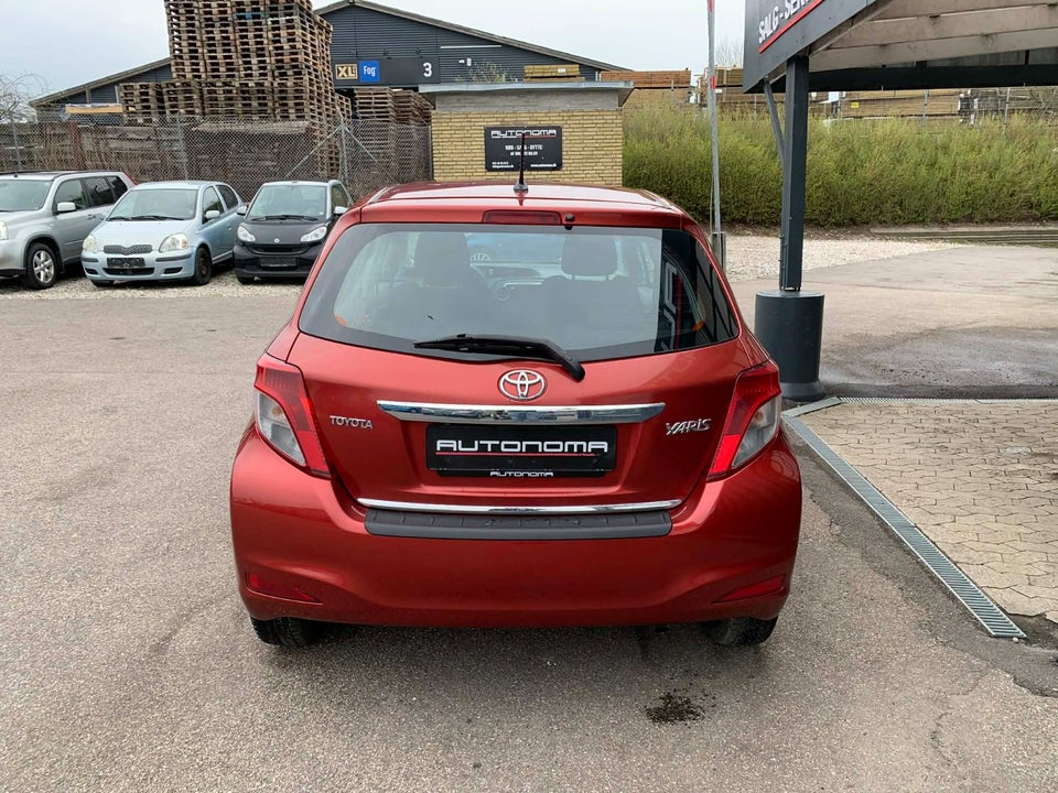 Toyota Yaris 1,3 VVT-i T2 Touch 5d