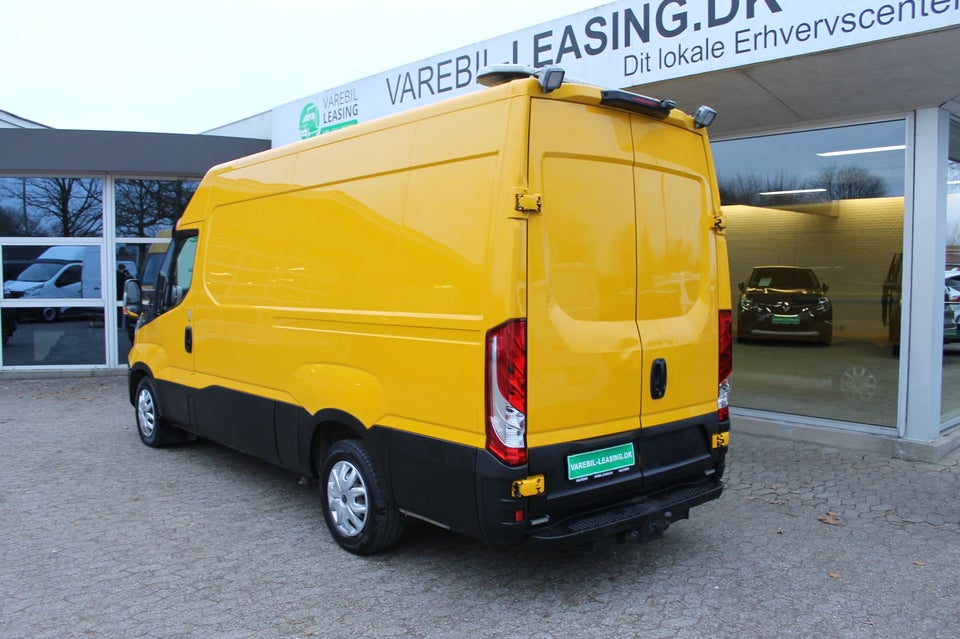 Iveco Daily 2,3 35C13 12m³ Van
