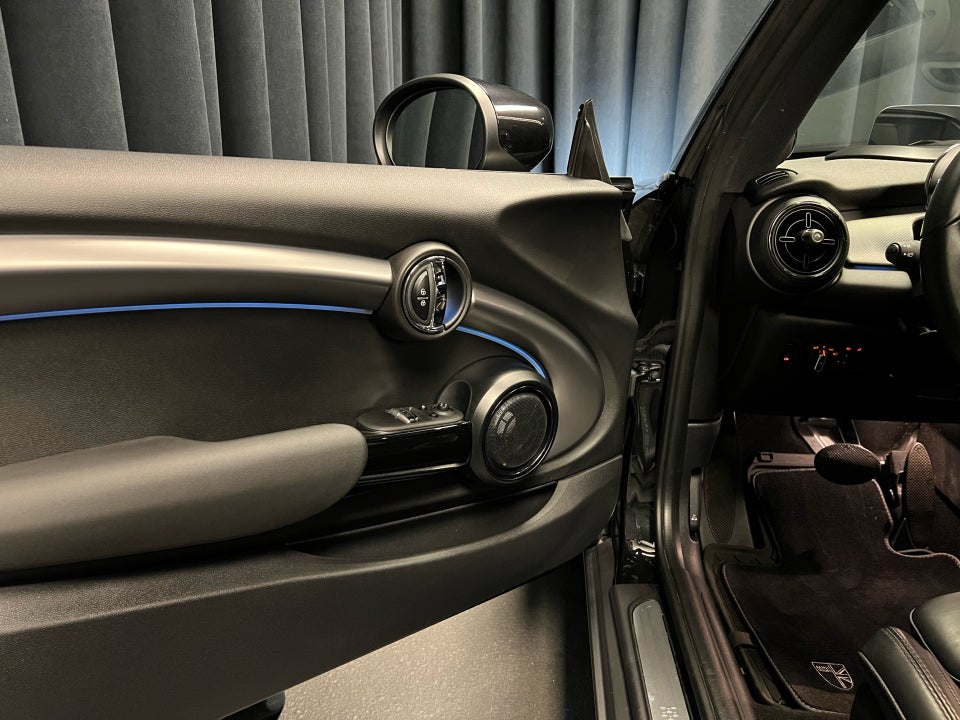 MINI Cooper SE Yours Trim 3d