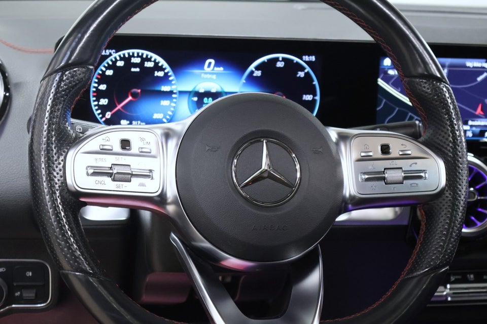 Mercedes EQB300 AMG Line 4Matic 5d