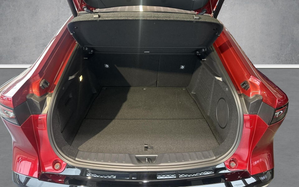 Mazda 6e Takumi+ Long Range 5d