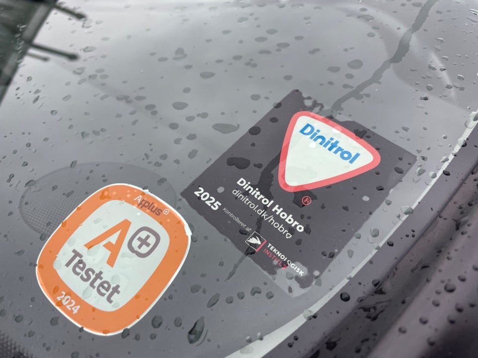 Citroën C4 1,6 BlueHDi 100 Feel Complet 5d