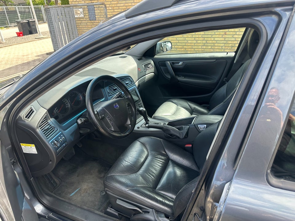 Volvo V70 2,4 170 Kinetic aut. 5d