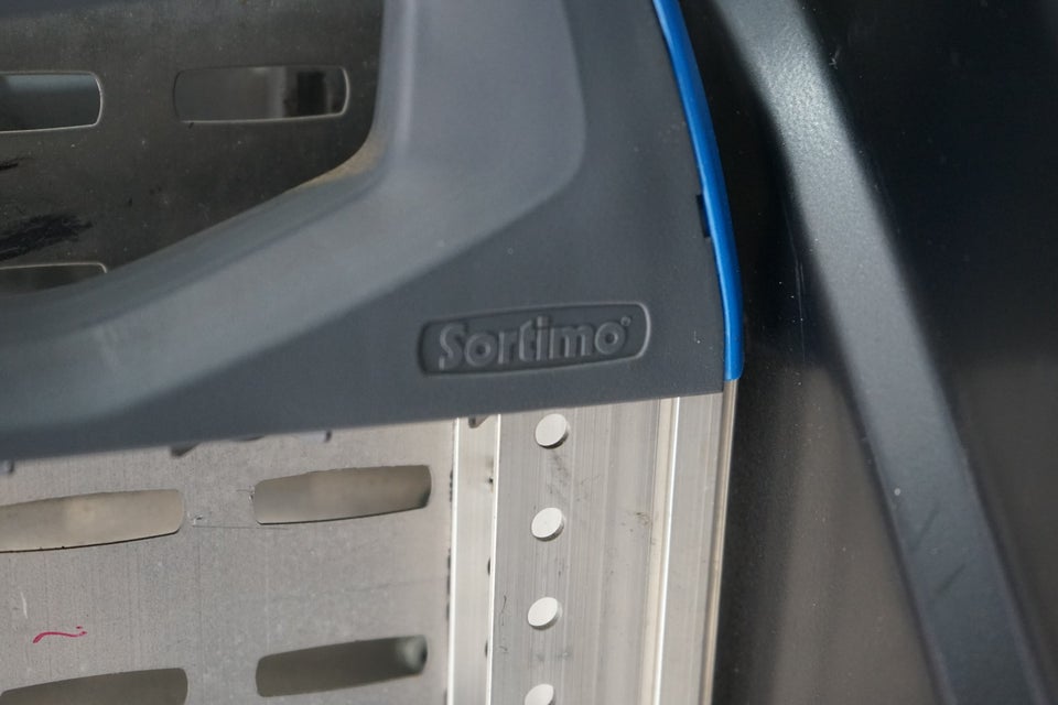 Ford Transit Custom 320 L2 2,0 TDCi 130 Trend