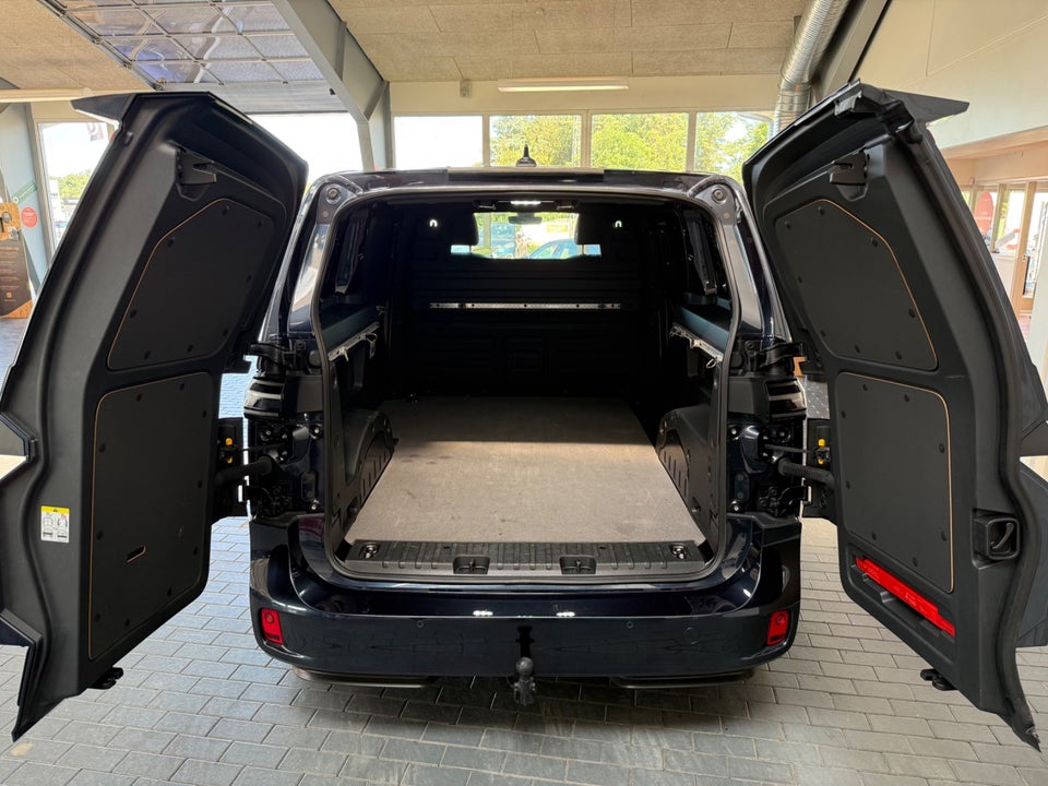 VW ID. Buzz 77 Cargo Pro