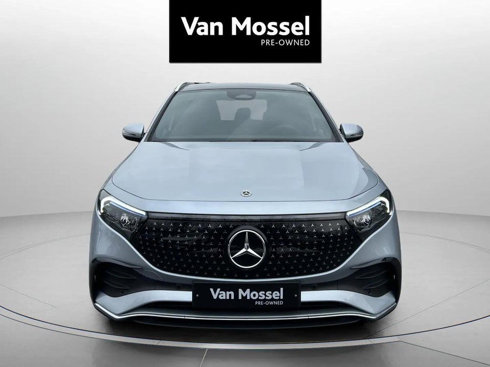 Mercedes EQA300 AMG Line 4Matic 5d