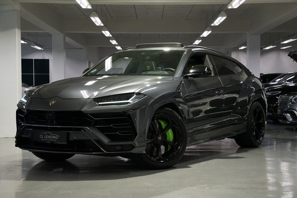 Lamborghini Urus 4,0  5d