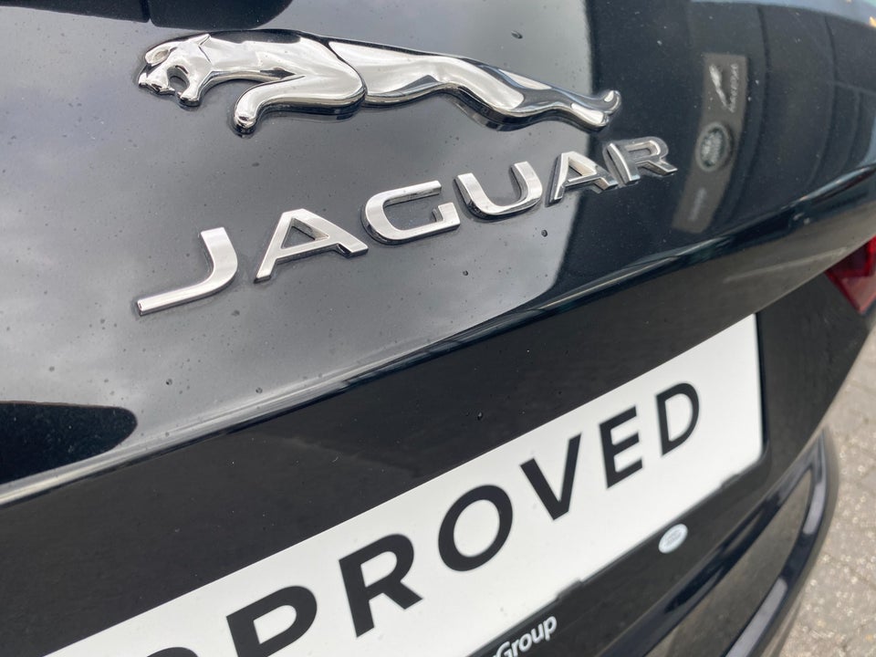 Jaguar F-Pace 2,0 P400e R-Dynamic S aut. 5d