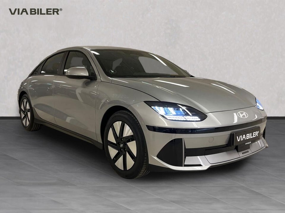 Hyundai Ioniq 6 53 Essential 4d