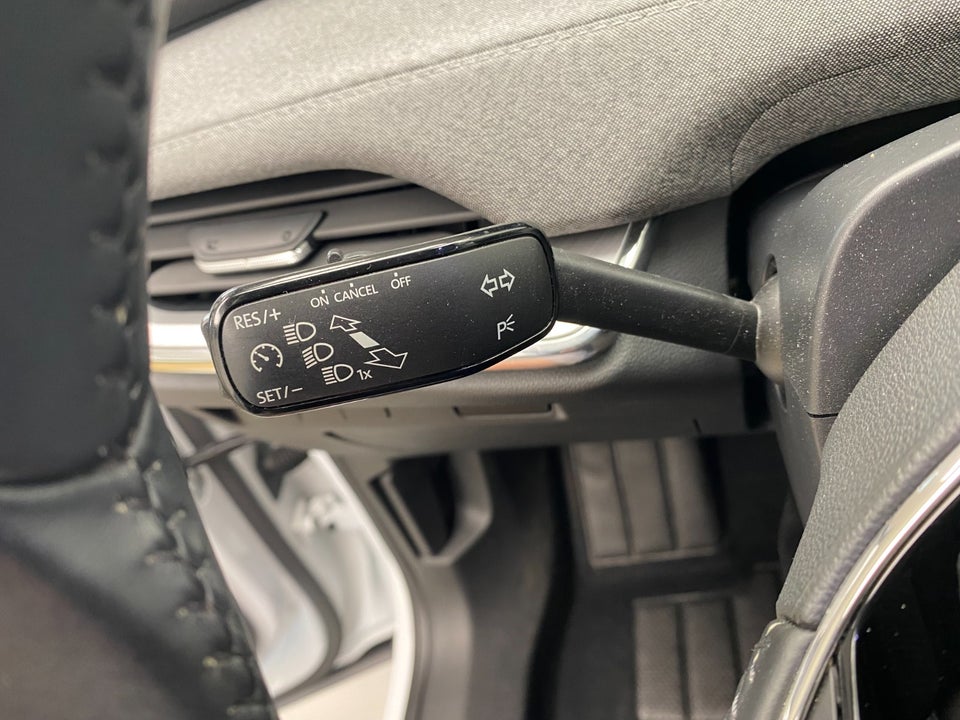 Skoda Enyaq 60 iV Loft 5d