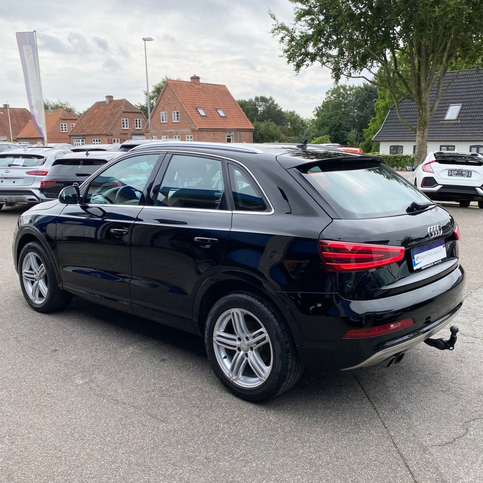 Audi Q3 2,0 TDi 140 5d