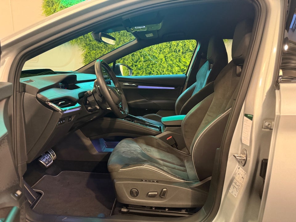Skoda Enyaq 80x iV Sportline 5d