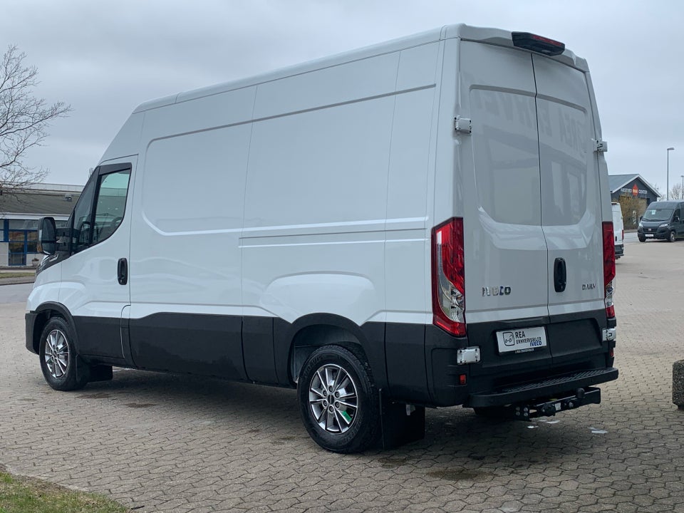 Iveco Daily 3,0 35S18 12m³ Van AG8