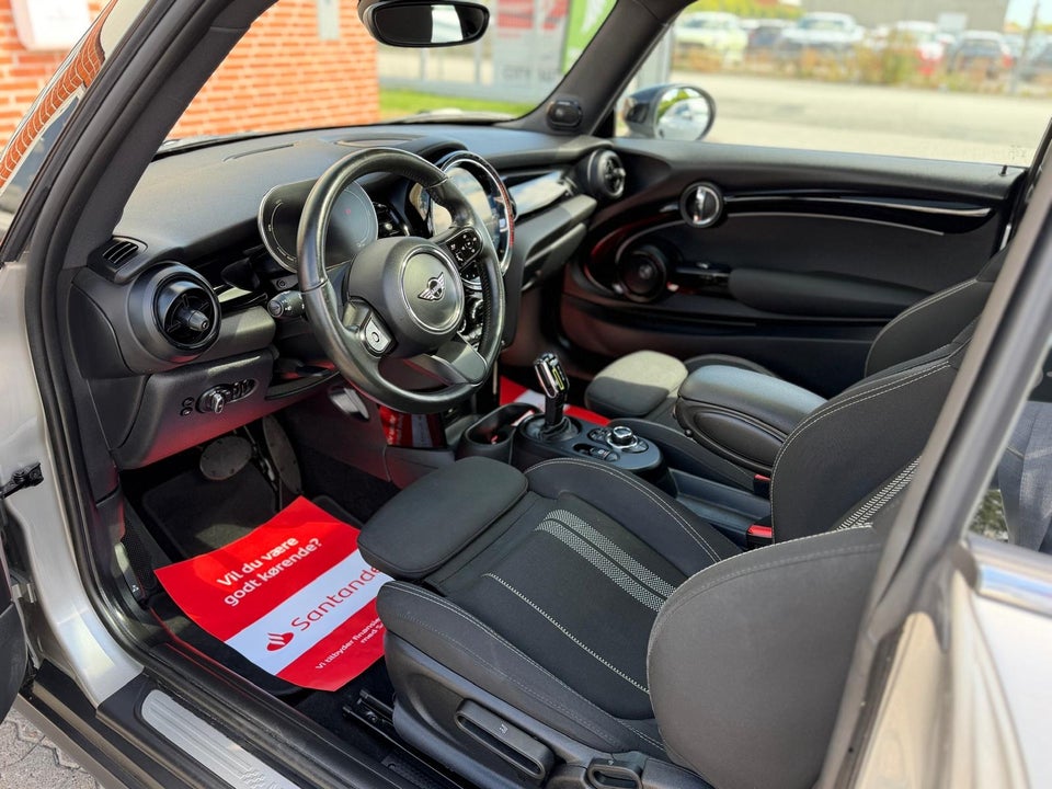 MINI Cooper SE Edition Premium 3d