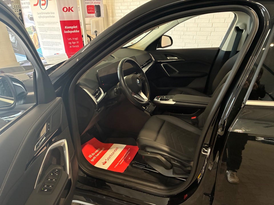 BMW iX1 xDrive30 X-Line 5d