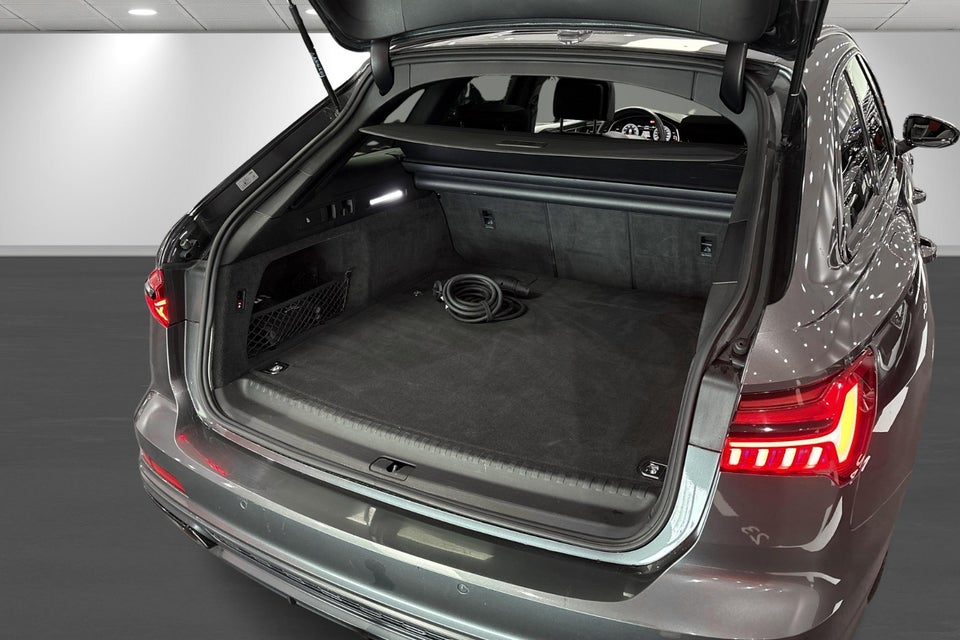 Audi A6 55 TFSi e Sport Prestige Avant quattro S-tr. 5d