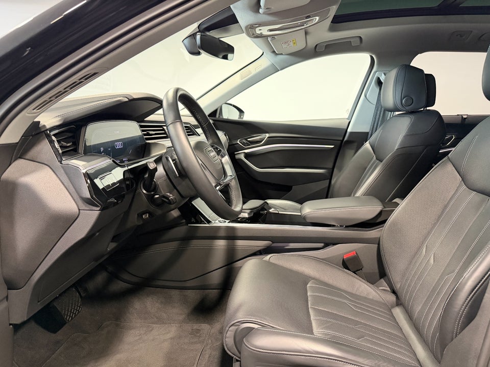 Audi Q8 e-tron 50 Advanced quattro 5d
