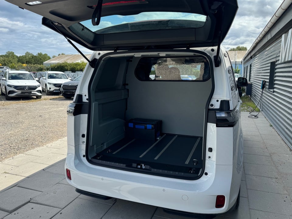 VW ID. Buzz 77 Pro Van 5d
