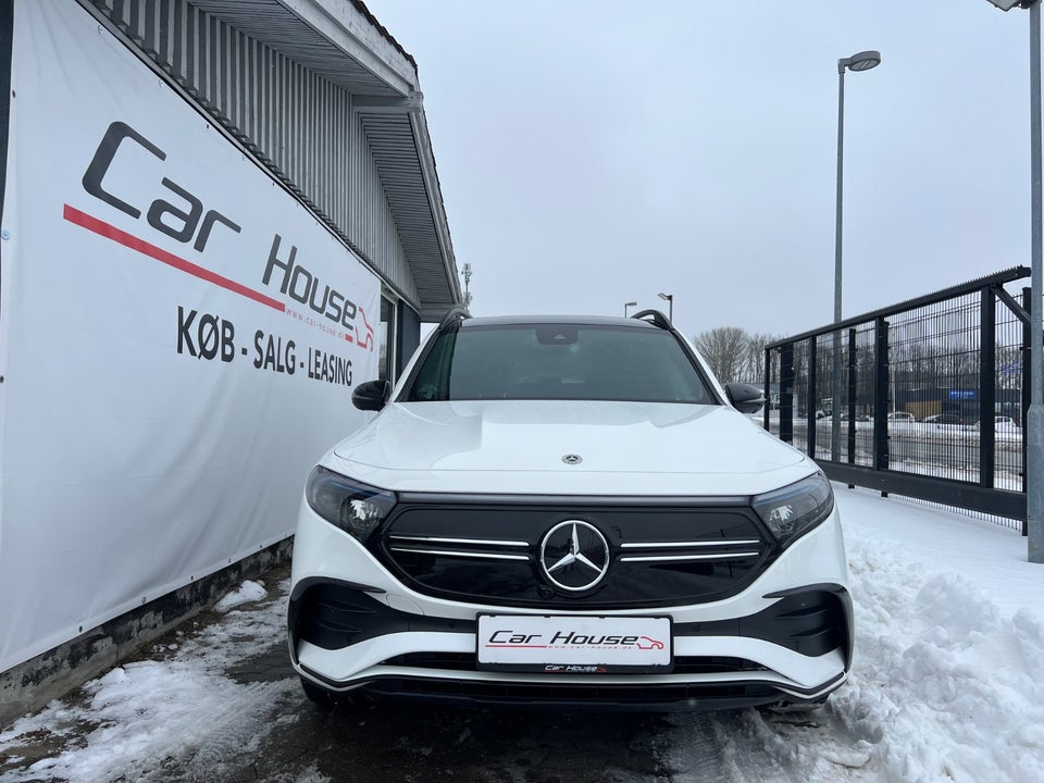 Mercedes EQB250 AMG Line 5d