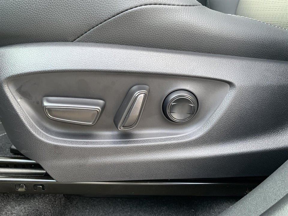 Toyota bZ4X Executive Premium 5d