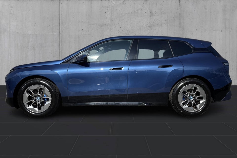 BMW iX xDrive40 Sport 5d