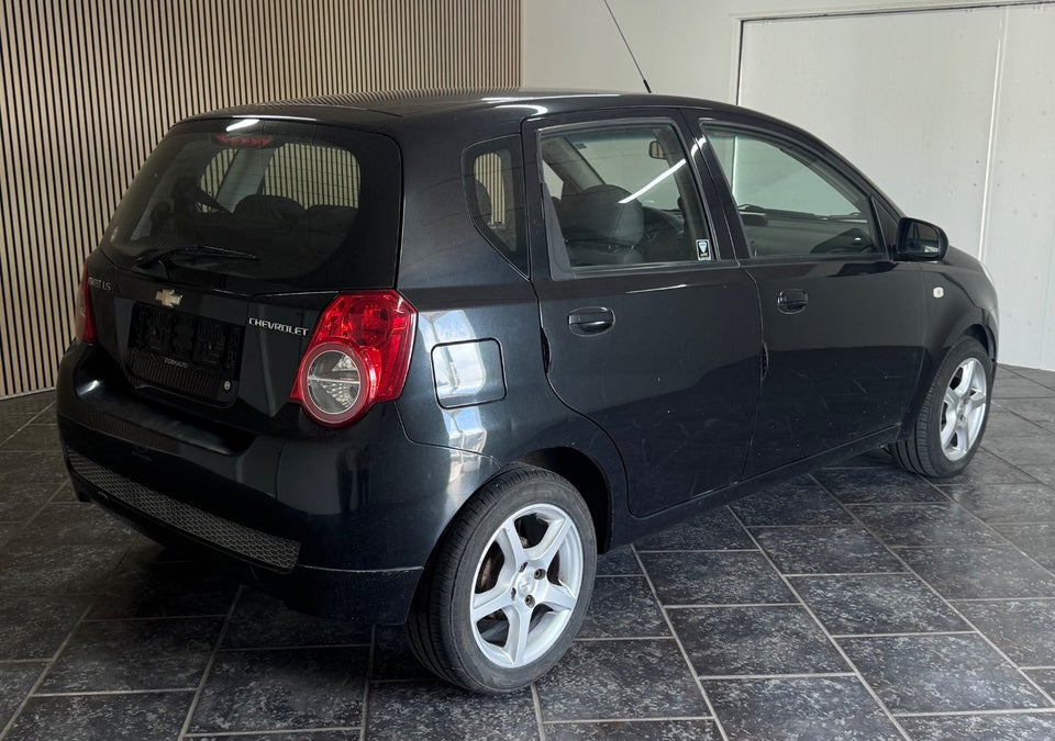 Chevrolet Aveo 1,2 Base 5d