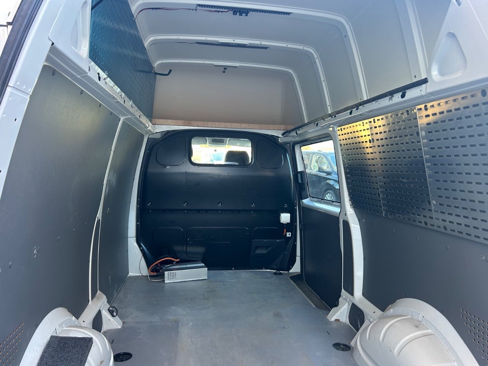 VW Transporter 2,0 TDi 150 Kassevogn DSG 4Motion lang