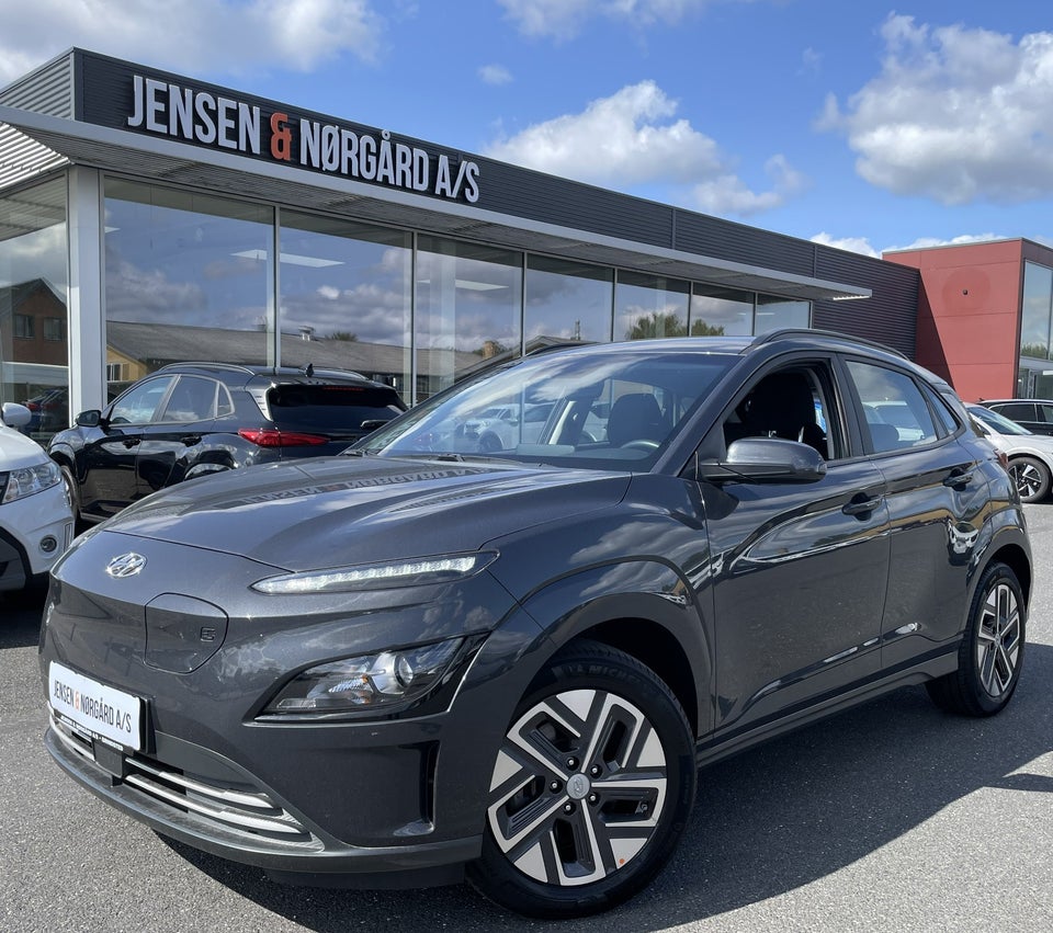 Hyundai Kona 39 EV Essential 5d